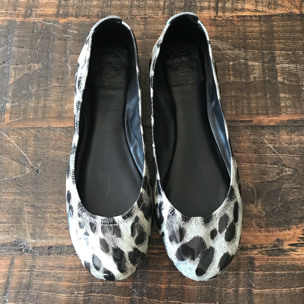 Barely worn Tory Burch Leopard Flats Size 9